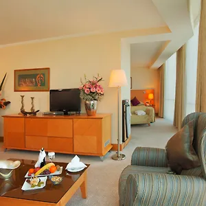 Wyndham Grand Ozdilek Thermal & Szálloda