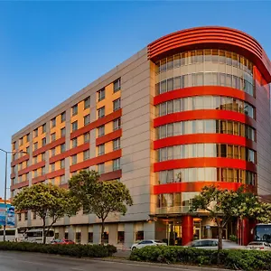 Hotel Ramada Plaza By Wyndham, Smirne
